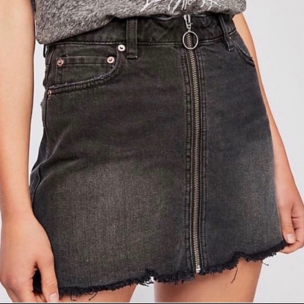 Free People Black Denim Zip-Up Skirt Size 27